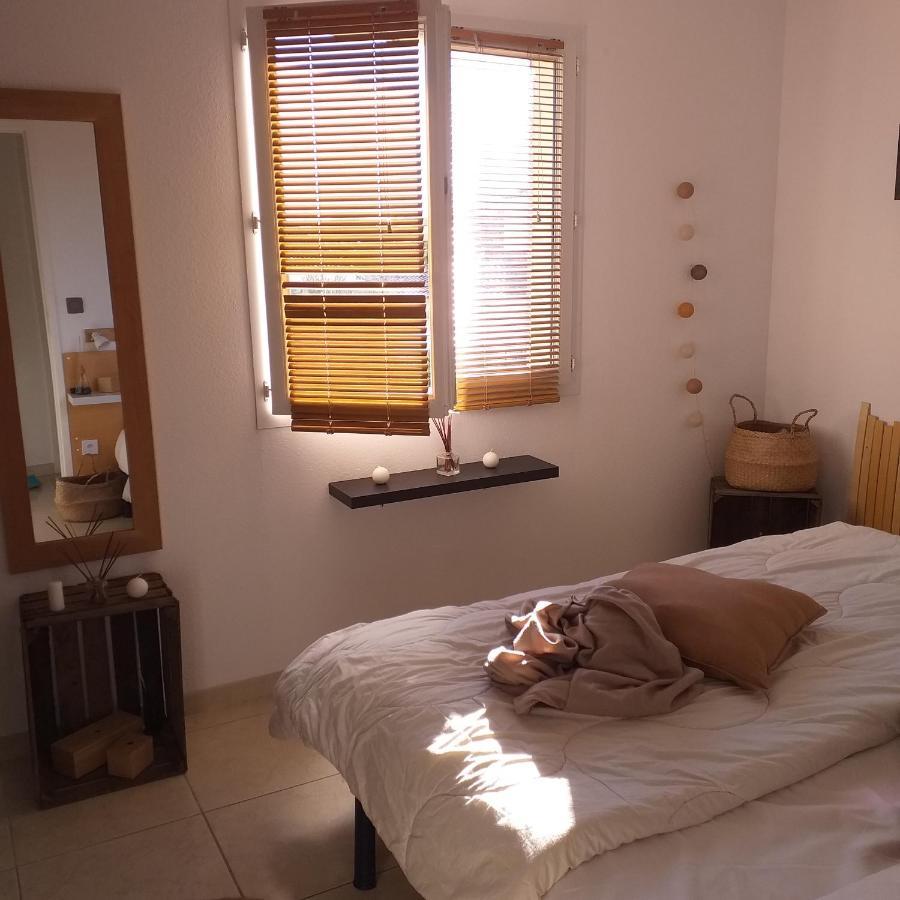 Chambre A 500 M Des Remparts Aigues-Mortes Luaran gambar